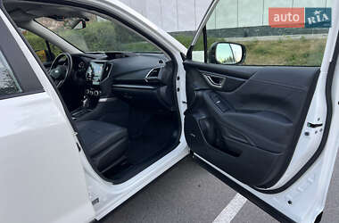 Внедорожник / Кроссовер Subaru Forester 2023 в 