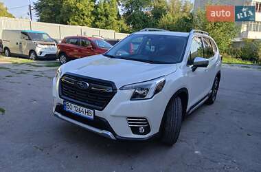 Позашляховик / Кросовер Subaru Forester 2023 в Тернополі