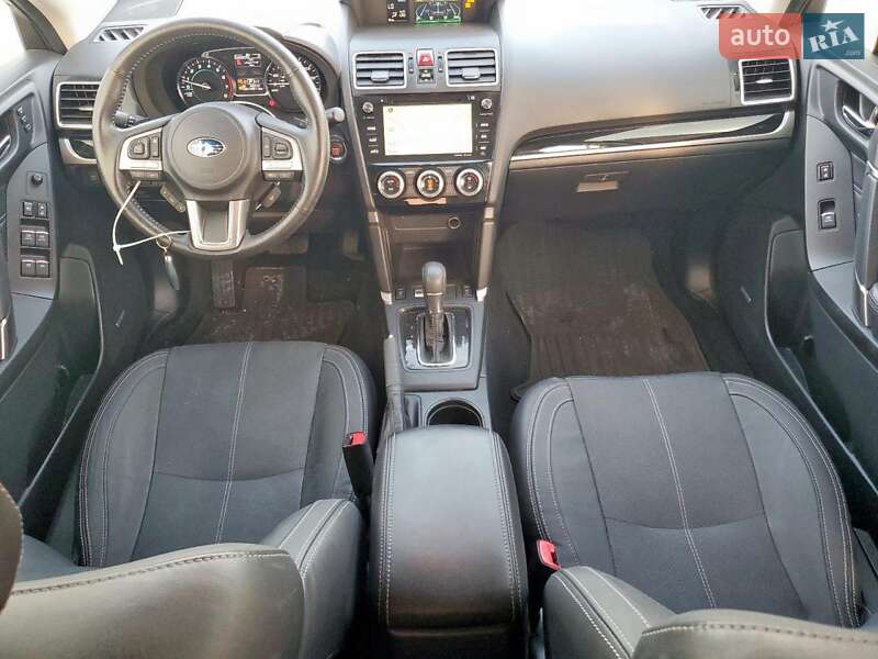 Внедорожник / Кроссовер Subaru Forester 2017 в Черкассах