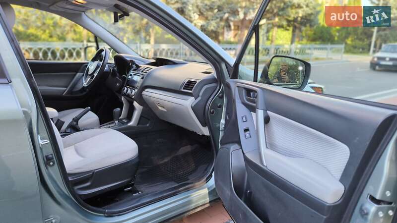 Внедорожник / Кроссовер Subaru Forester 2016 в Киеве
