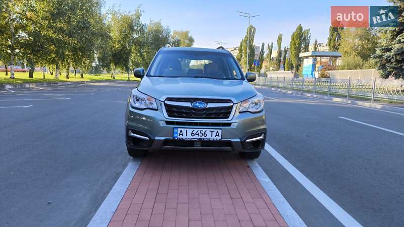 Внедорожник / Кроссовер Subaru Forester 2016 в Киеве