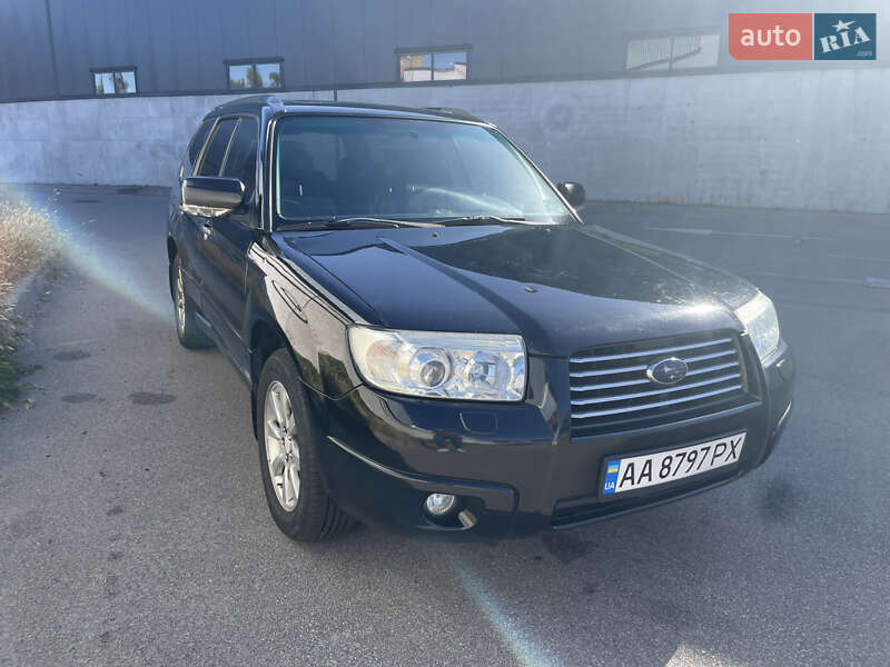 Внедорожник / Кроссовер Subaru Forester 2005 в Киеве