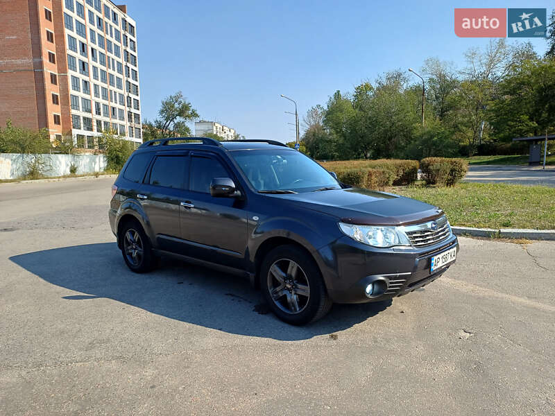 Внедорожник / Кроссовер Subaru Forester 2008 в Запорожье