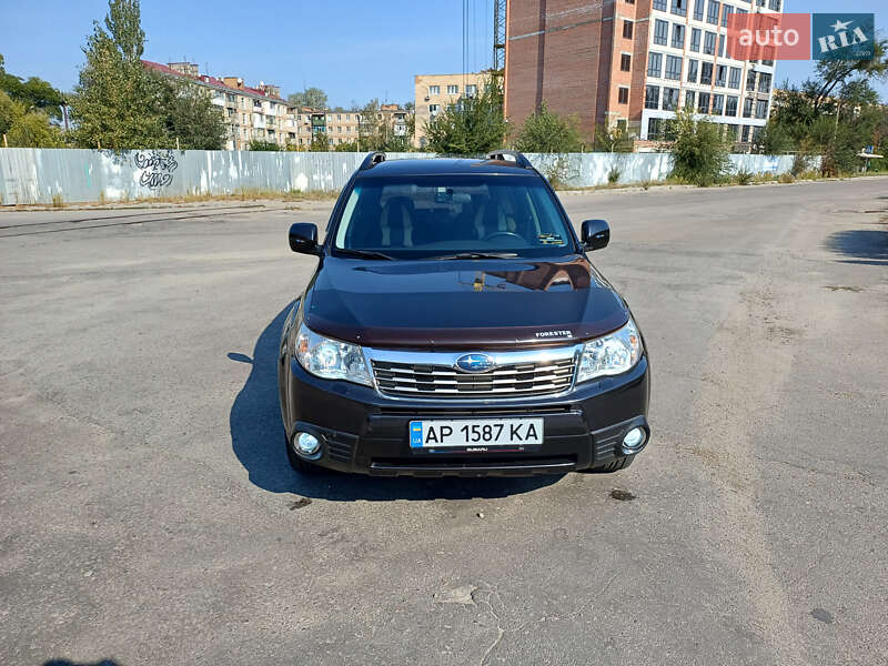 Внедорожник / Кроссовер Subaru Forester 2008 в Запорожье
