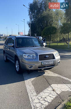 Внедорожник / Кроссовер Subaru Forester 2007 в 