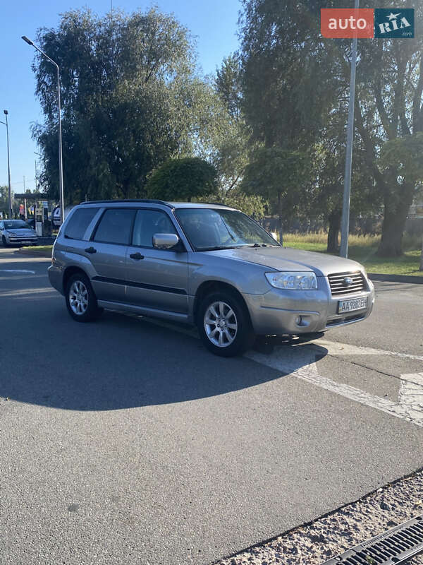 Внедорожник / Кроссовер Subaru Forester 2007 в Киеве