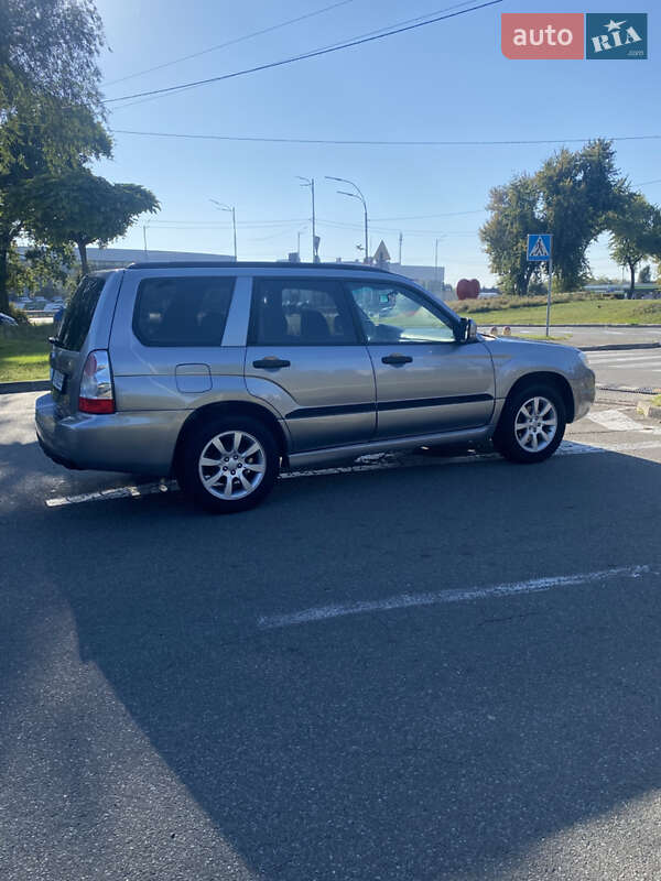 Внедорожник / Кроссовер Subaru Forester 2007 в Киеве