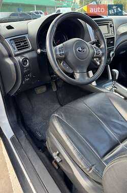 Внедорожник / Кроссовер Subaru Forester 2011 в 