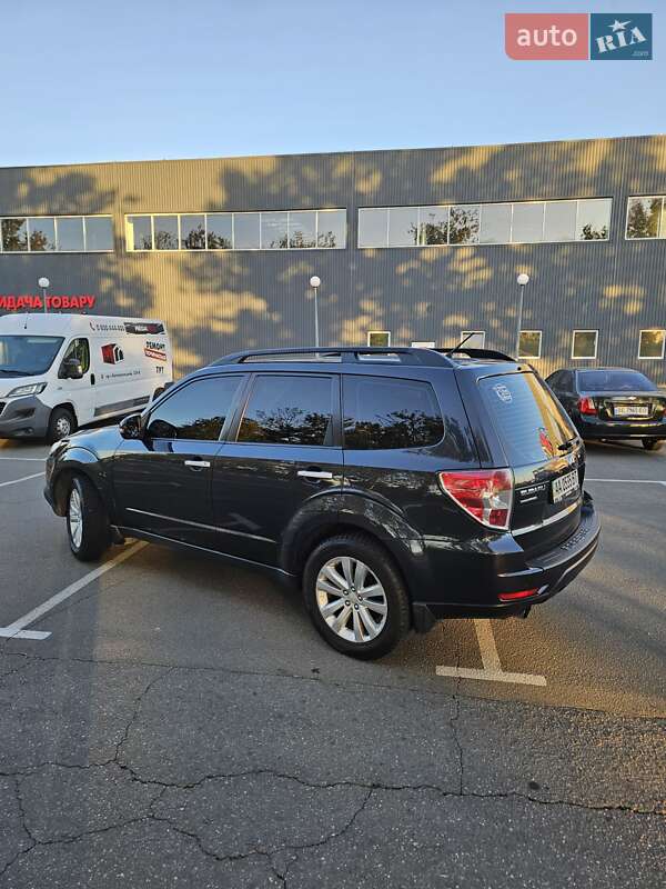 Внедорожник / Кроссовер Subaru Forester 2012 в Николаеве