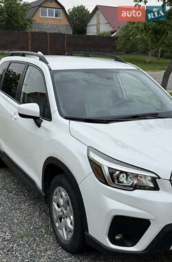 Внедорожник / Кроссовер Subaru Forester 2019 в 