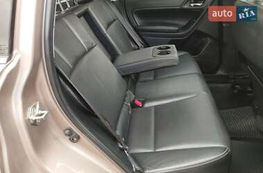 Внедорожник / Кроссовер Subaru Forester 2015 в 