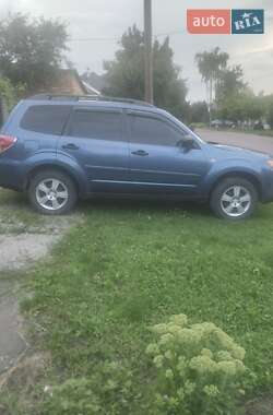 Внедорожник / Кроссовер Subaru Forester 2011 в 
