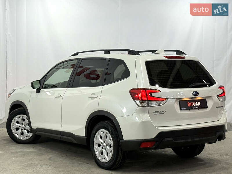 Внедорожник / Кроссовер Subaru Forester 2018 в Одессе