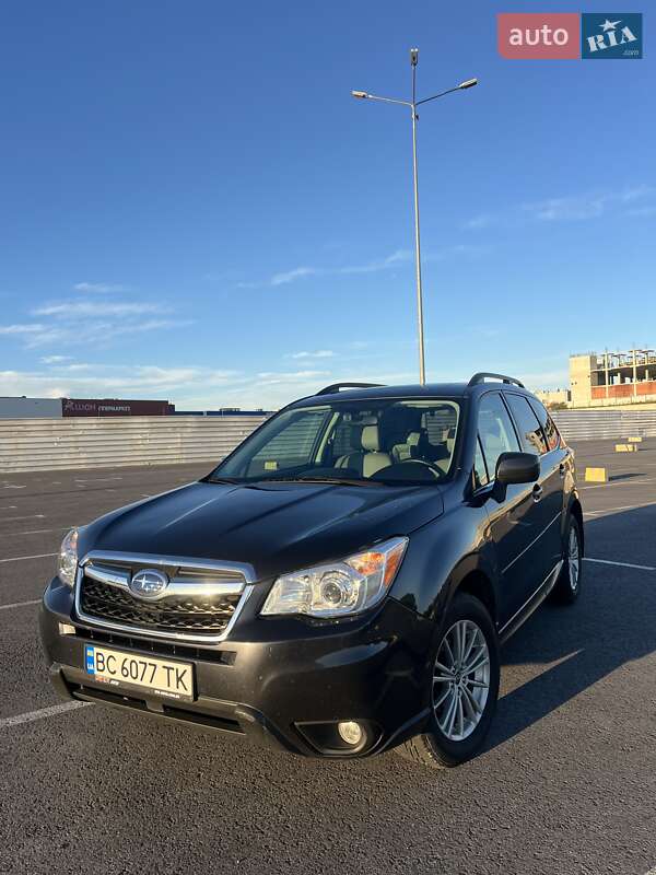 Внедорожник / Кроссовер Subaru Forester 2015 в 