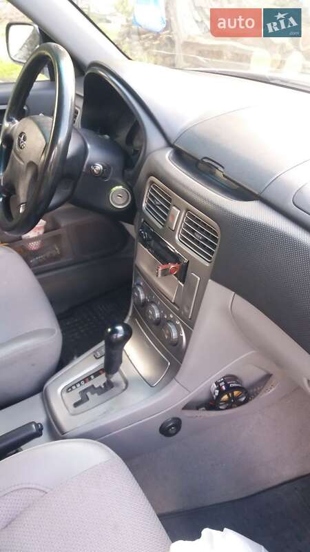 Внедорожник / Кроссовер Subaru Forester 2003 в Каменском