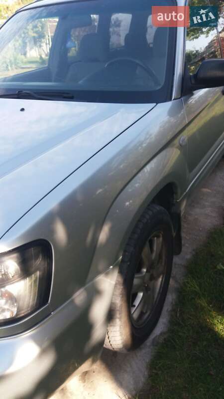 Внедорожник / Кроссовер Subaru Forester 2003 в Каменском