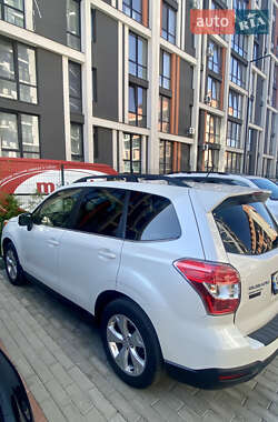 Внедорожник / Кроссовер Subaru Forester 2015 в 