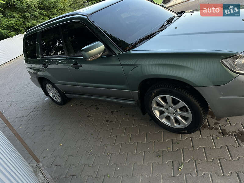 Внедорожник / Кроссовер Subaru Forester 2006 в Снятине