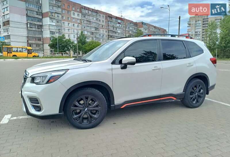 Внедорожник / Кроссовер Subaru Forester 2020 в Сумах