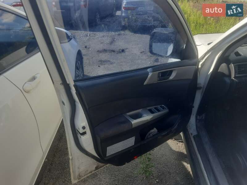 Позашляховик / Кросовер Subaru Forester 2010 в Дніпрі