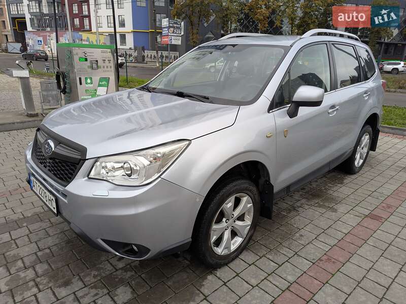 Внедорожник / Кроссовер Subaru Forester 2014 в Ивано-Франковске