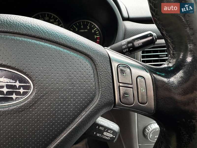 Позашляховик / Кросовер Subaru Forester 2006 в Києві