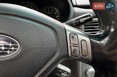 Внедорожник / Кроссовер Subaru Forester 2006 в 