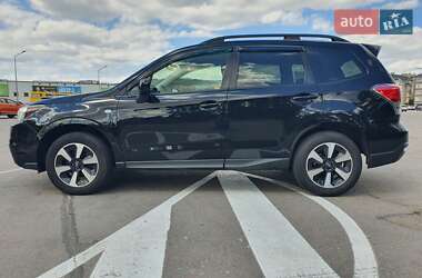 Внедорожник / Кроссовер Subaru Forester 2017 в Киеве