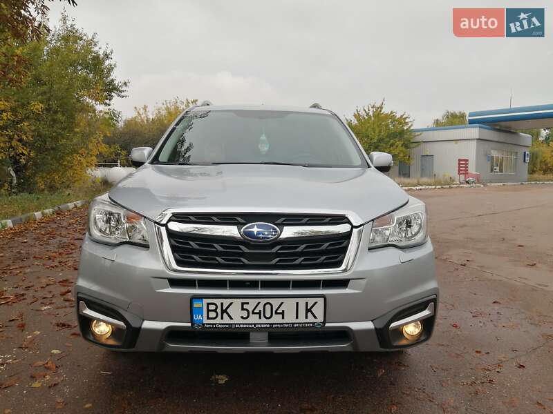Внедорожник / Кроссовер Subaru Forester 2017 в Шостке