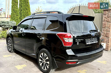 Внедорожник / Кроссовер Subaru Forester 2014 в 
