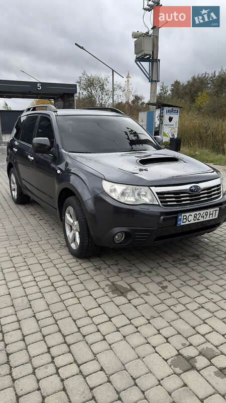 Внедорожник / Кроссовер Subaru Forester 2009 в Жовкве