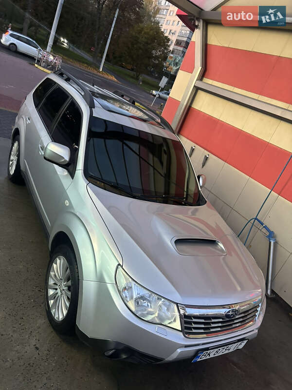 Subaru Forester 2011 Subaru Forester 2011