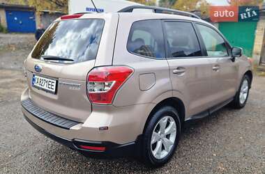 Внедорожник / Кроссовер Subaru Forester 2014 в 