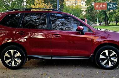 Внедорожник / Кроссовер Subaru Forester 2018 в 