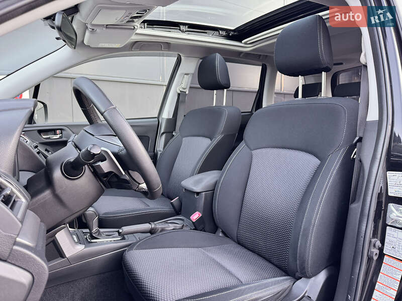 Позашляховик / Кросовер Subaru Forester 2015 в Києві фото 18 Позашляховик / Кросовер Subaru Forester 2015 в Києві