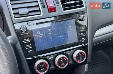 Внедорожник / Кроссовер Subaru Forester 2015 в 