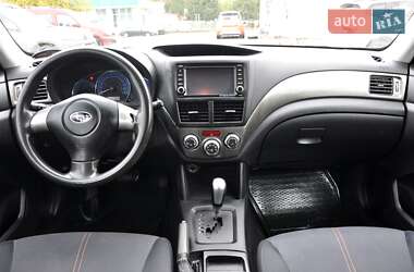 Внедорожник / Кроссовер Subaru Forester 2008 в 