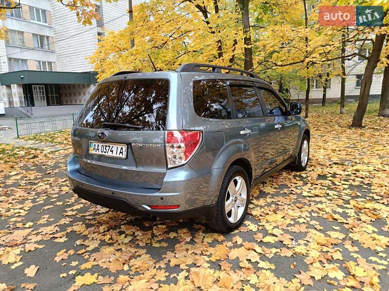 Внедорожник / Кроссовер Subaru Forester 2008 в Киеве