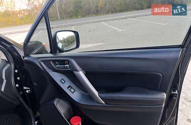 Позашляховик / Кросовер Subaru Forester 2014 в  фото 27 Позашляховик / Кросовер Subaru Forester 2014 в