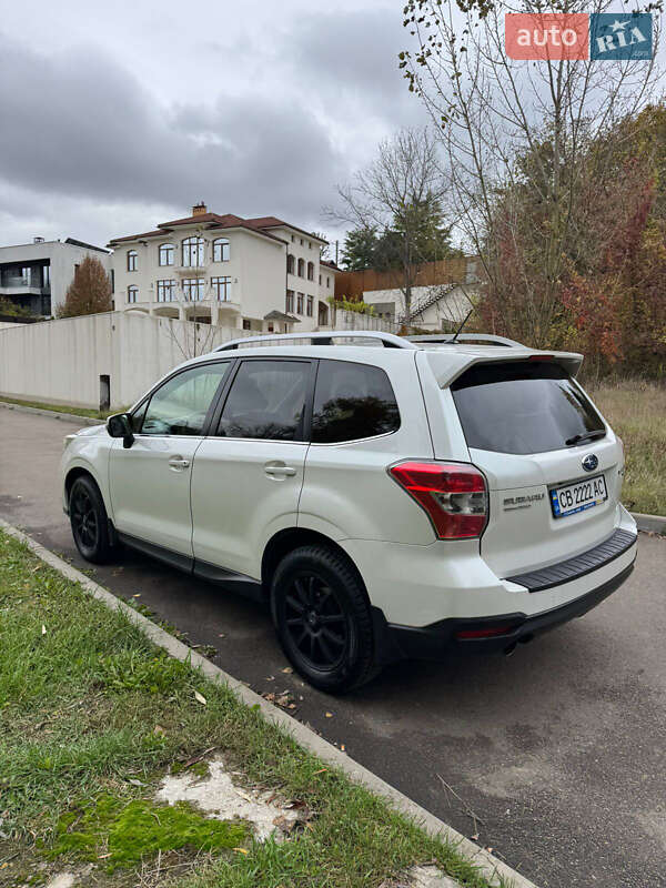Позашляховик / Кросовер Subaru Forester 2013 в Києві