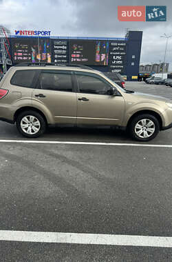 Внедорожник / Кроссовер Subaru Forester 2008 в 