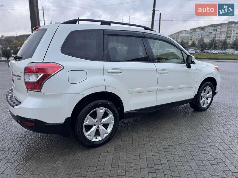 Внедорожник / Кроссовер Subaru Forester 2015 в Полтаве