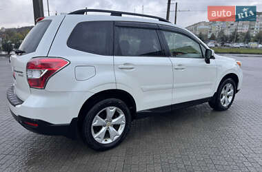 Внедорожник / Кроссовер Subaru Forester 2015 в 
