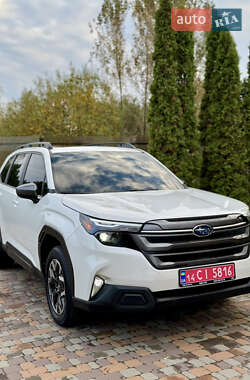Внедорожник / Кроссовер Subaru Forester 2024 в 