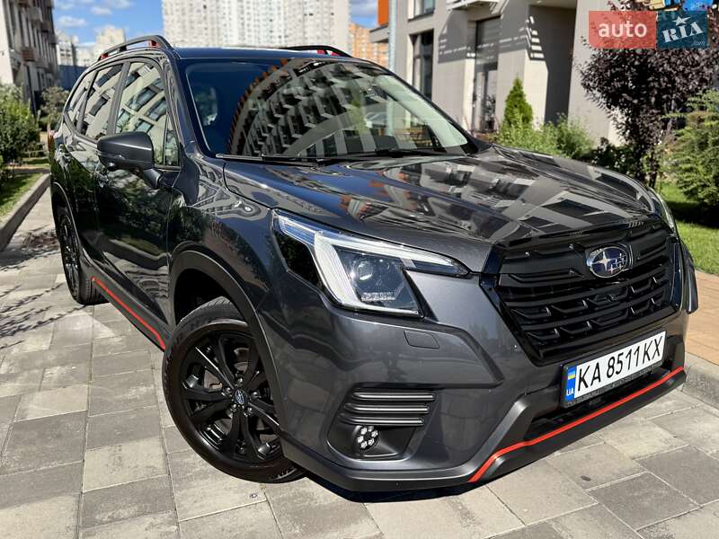 Внедорожник / Кроссовер Subaru Forester 2023 в Киеве