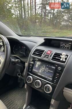 Внедорожник / Кроссовер Subaru Forester 2017 в 