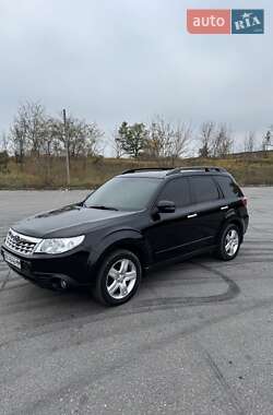 Позашляховик / Кросовер Subaru Forester 2011 в Харкові