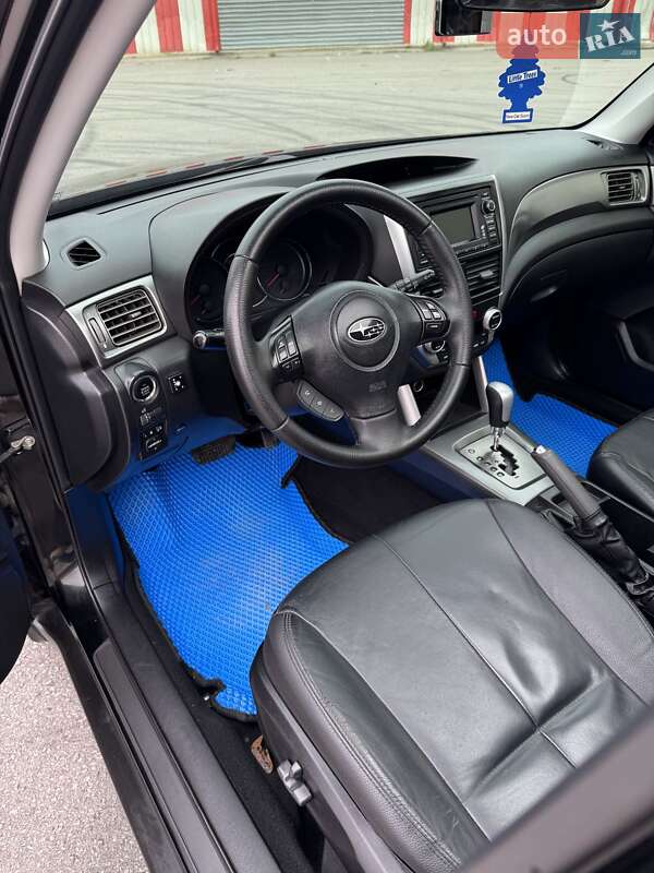 Внедорожник / Кроссовер Subaru Forester 2011 в Харькове