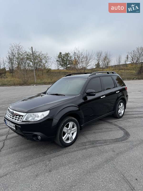 Внедорожник / Кроссовер Subaru Forester 2011 в Харькове