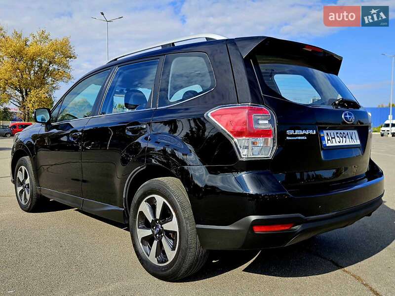Внедорожник / Кроссовер Subaru Forester 2018 в Днепре